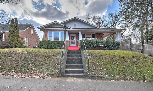 726 Lawrence Avenue, Bristol, VA 24201