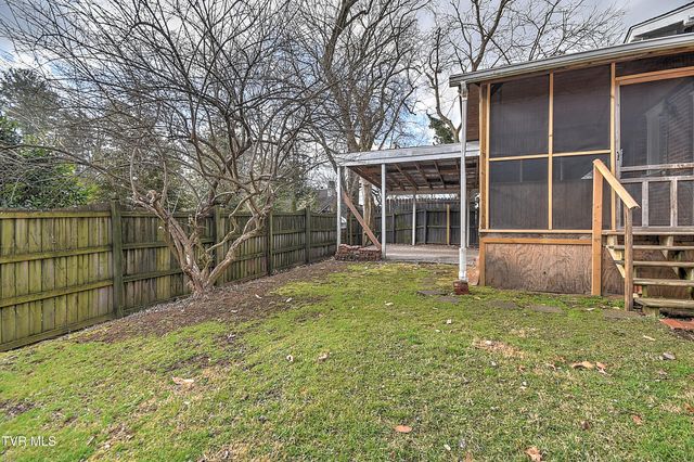 726 Lawrence Avenue, Bristol, VA 24201