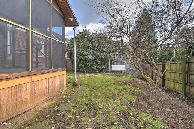 726 Lawrence Avenue, Bristol, VA 24201