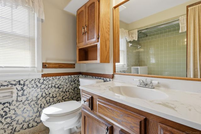 45821 North Avenue, Macomb Twp, MI 48042