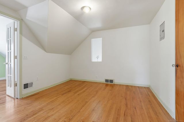 45821 North Avenue, Macomb Twp, MI 48042
