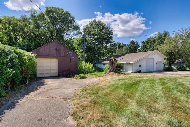 45821 North Avenue, Macomb Twp, MI 48042