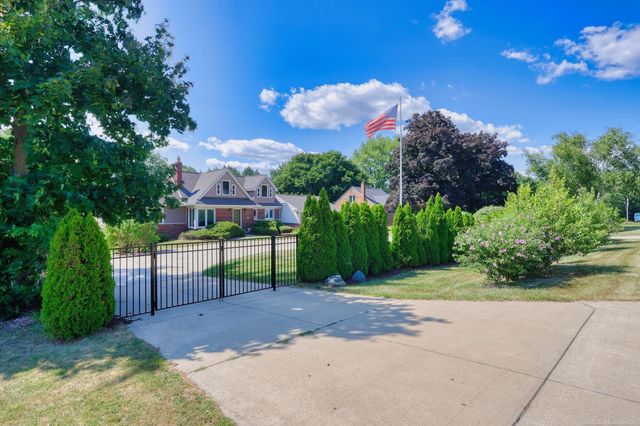 45821 North Avenue, Macomb Twp, MI 48042