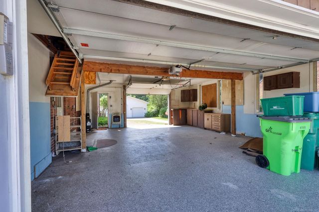 45821 North Avenue, Macomb Twp, MI 48042