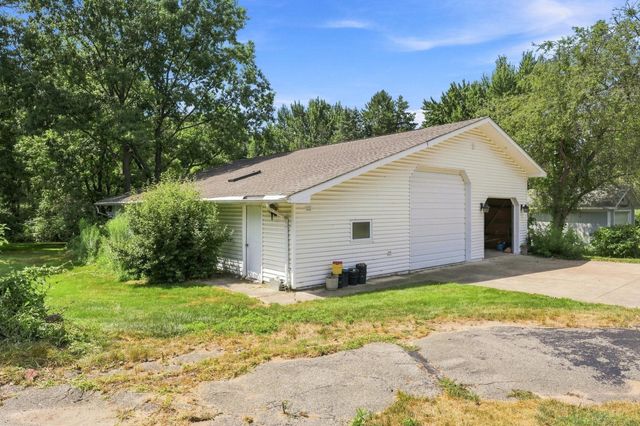 45821 North Avenue, Macomb Twp, MI 48042