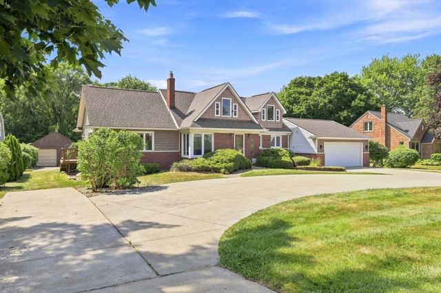 45821 North Avenue, Macomb Twp, MI 48042