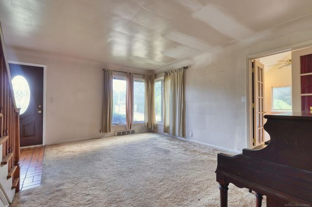 45821 North Avenue, Macomb Twp, MI 48042