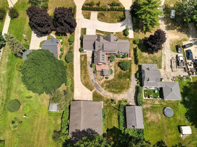 45821 North Avenue, Macomb Twp, MI 48042
