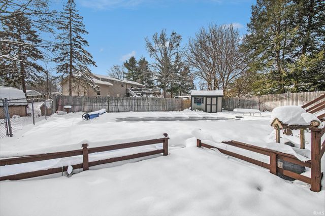 51043 Shady Lane, Elkhart, IN 46514