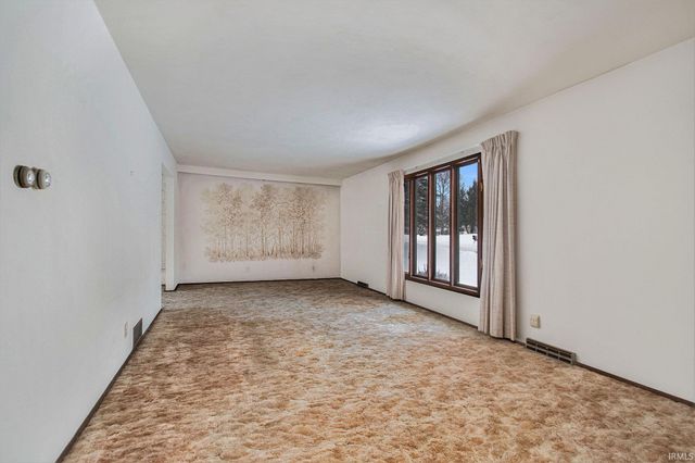 51043 Shady Lane, Elkhart, IN 46514