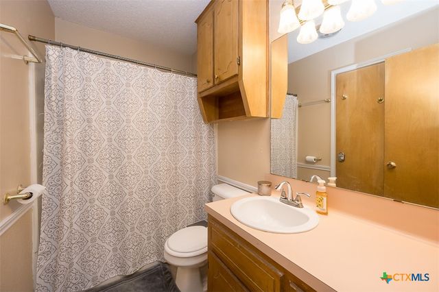 236 Robertstown Road, Copperas Cove, TX 76522