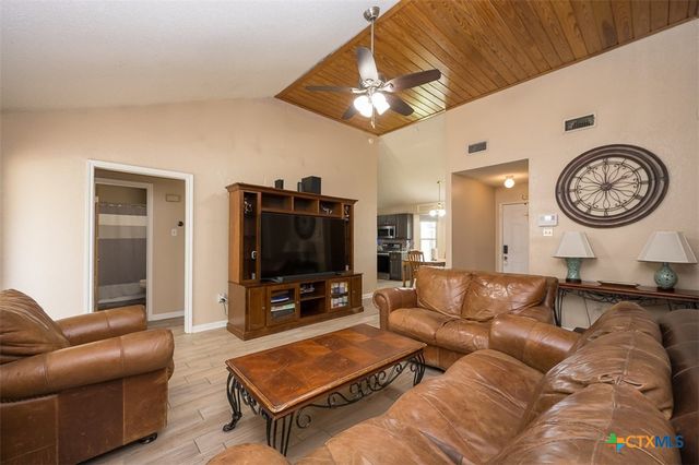236 Robertstown Road, Copperas Cove, TX 76522