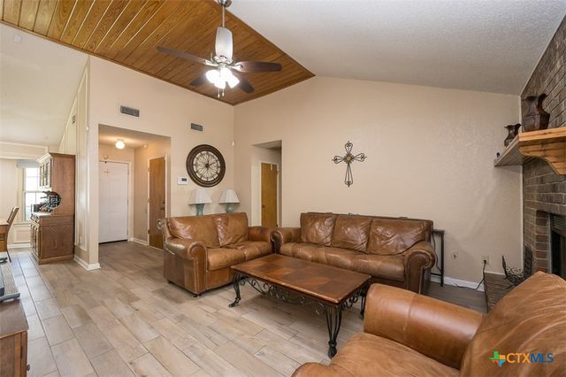 236 Robertstown Road, Copperas Cove, TX 76522