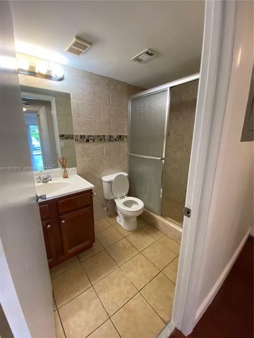 7640 Westwood Drive 406, Tamarac, FL 33321