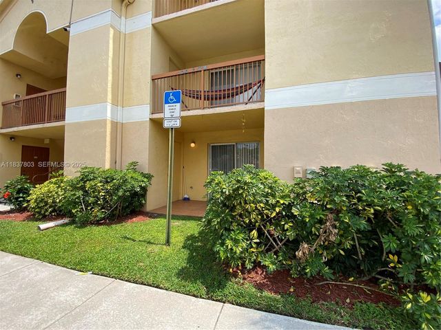 7640 Westwood Drive 406, Tamarac, FL 33321