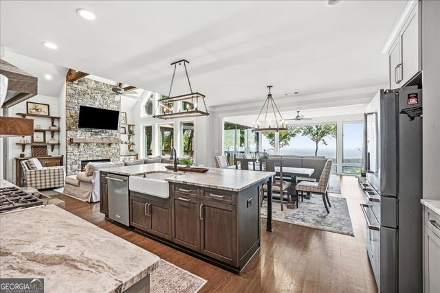 88 Sanderlin Mtn Drive S, Big Canoe, GA 30143