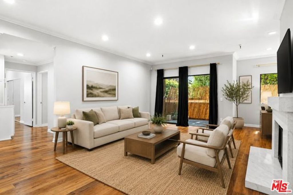 14630 Dickens Street 108, Los Angeles, CA 91403