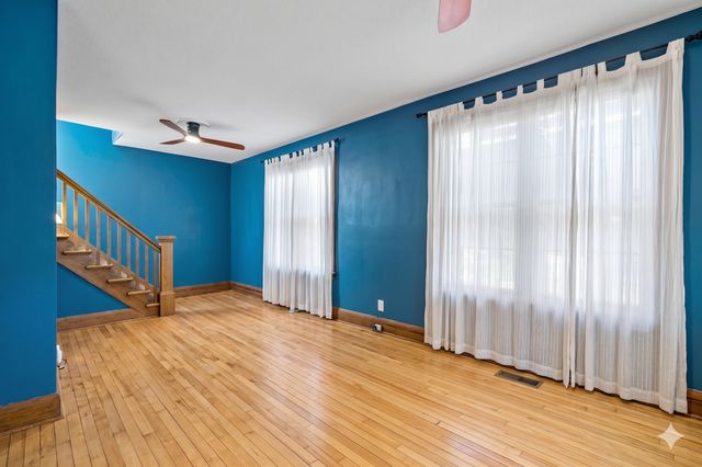 2705 E Minnehaha Parkway, Minneapolis, MN 55417