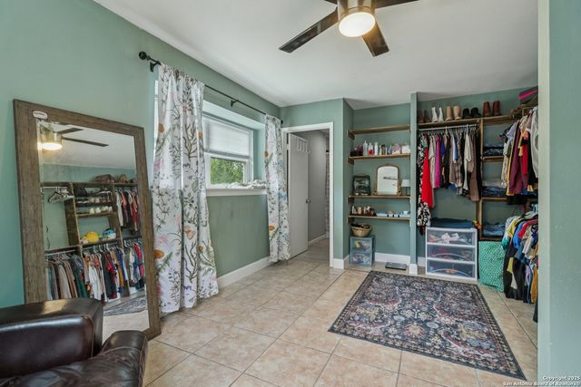 4023 Goshen Pass, San Antonio, TX 78230