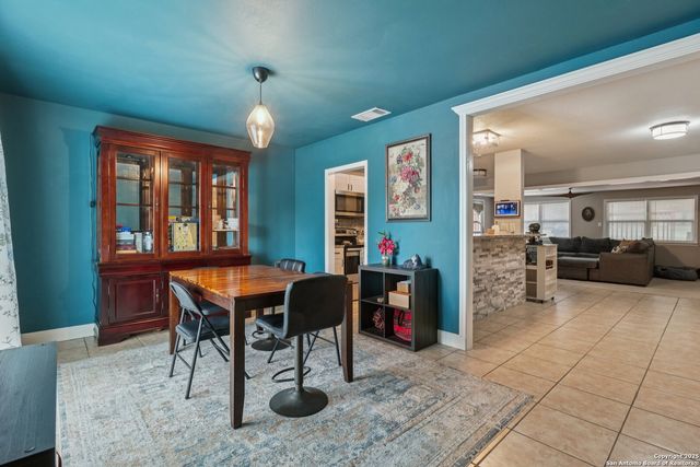 4023 Goshen Pass, San Antonio, TX 78230