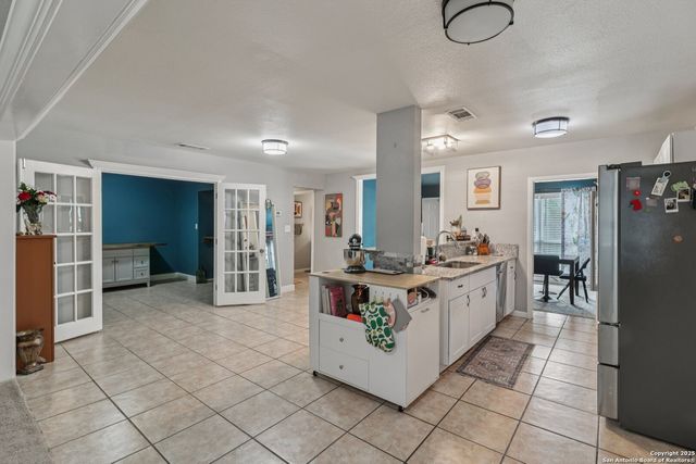 4023 Goshen Pass, San Antonio, TX 78230