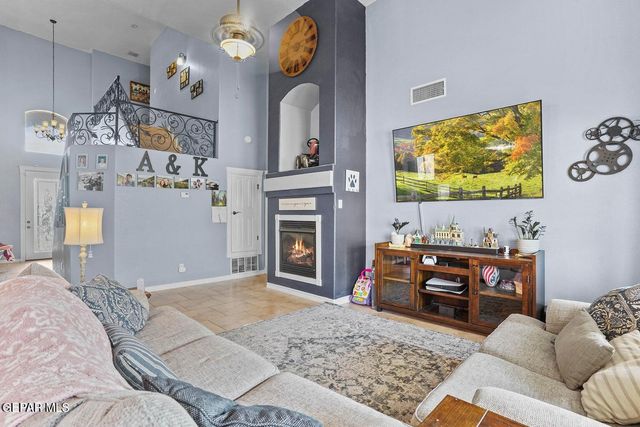 11325 CHARLES MAIZ Lane, El Paso, TX 79934