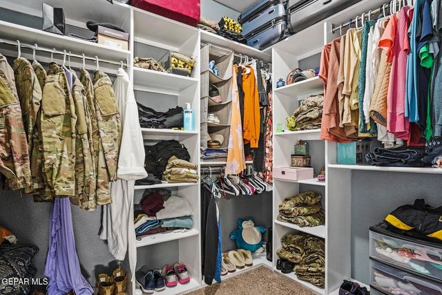 11325 CHARLES MAIZ Lane, El Paso, TX 79934