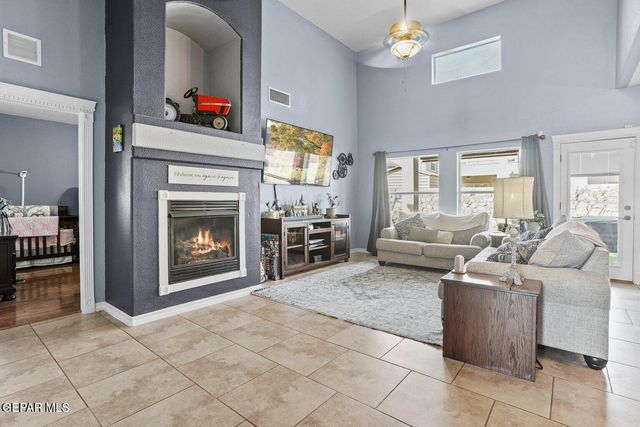 11325 CHARLES MAIZ Lane, El Paso, TX 79934