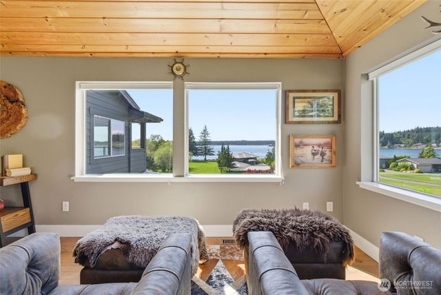 18819 106th Street Ct NW, Gig Harbor, WA 98329
