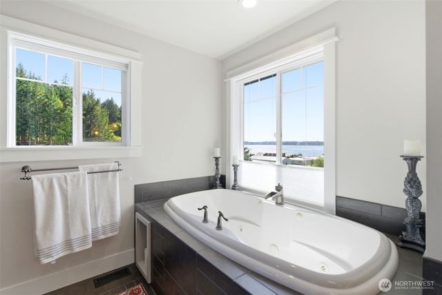 18819 106th Street Ct NW, Gig Harbor, WA 98329