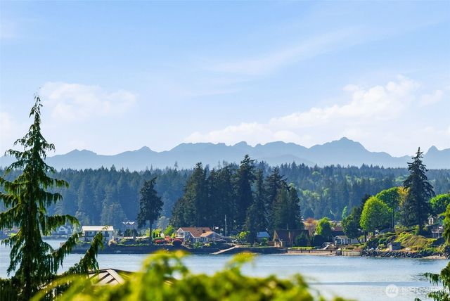 18819 106th Street Ct NW, Gig Harbor, WA 98329