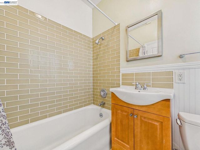 2366 Cedar St 3, Berkeley, CA 94708