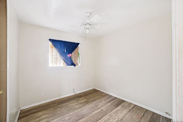 7070 GREENBERRY DR, San Antonio, TX 78227