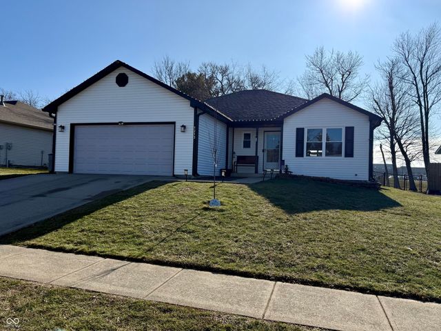 1213 Meadowood Drive, Danville, IN 46122