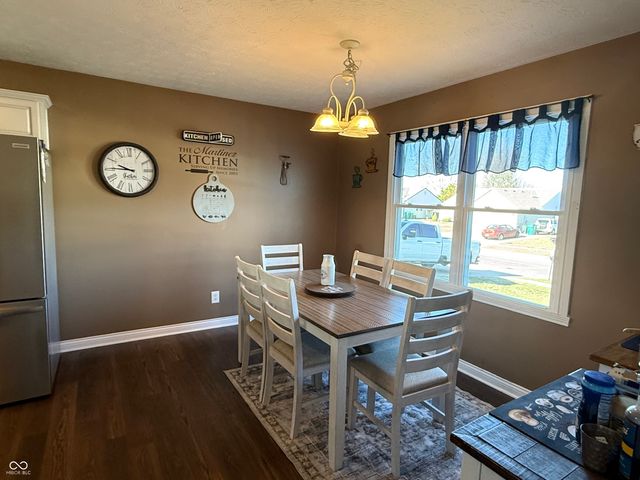 1213 Meadowood Drive, Danville, IN 46122