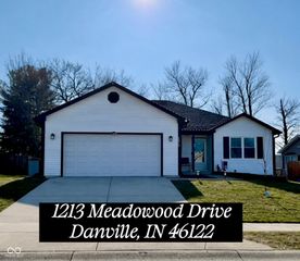 1213 Meadowood Drive, Danville, IN 46122