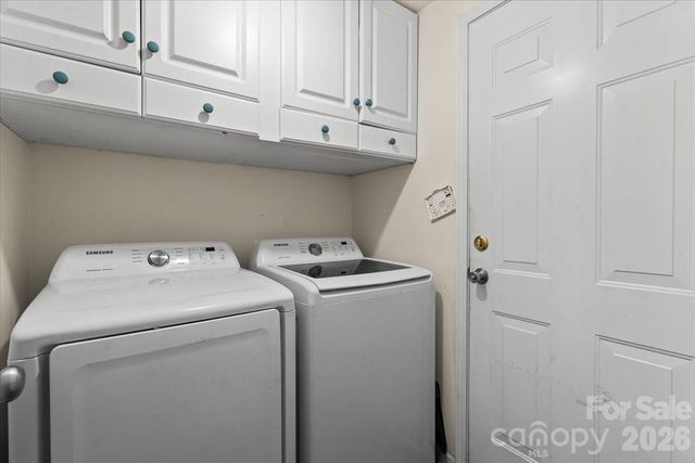 9025 Davis Crossing Court, Charlotte, NC 28269