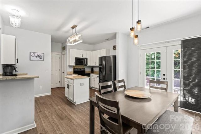 9025 Davis Crossing Court, Charlotte, NC 28269