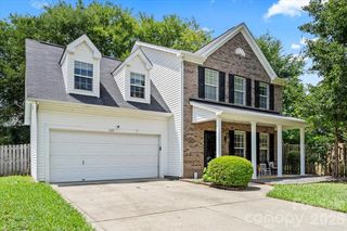 9025 Davis Crossing Court, Charlotte, NC 28269