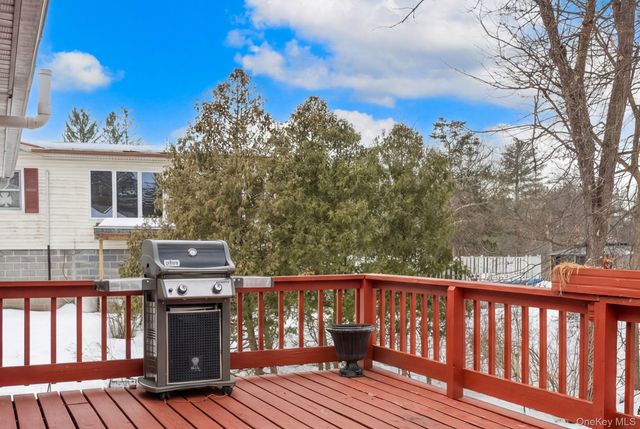 538 Mountain View Avenue, Hurley, NY 12443