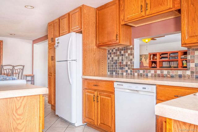 538 Mountain View Avenue, Hurley, NY 12443