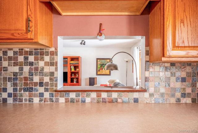 538 Mountain View Avenue, Hurley, NY 12443