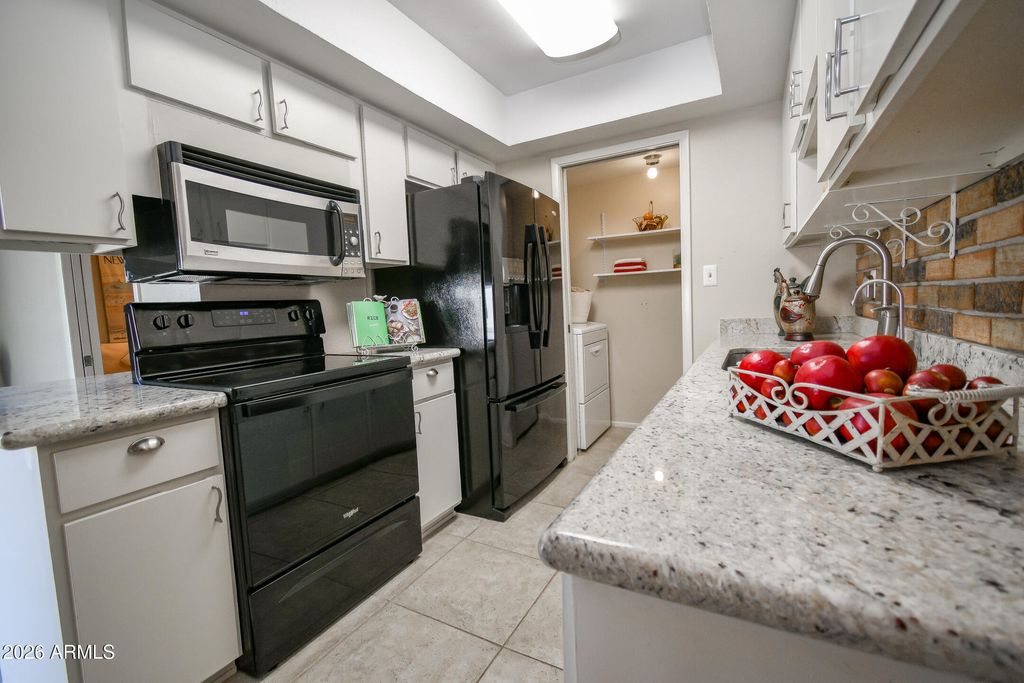 1721 E ELLIS Drive, Tempe, AZ 85282 — photo 5
