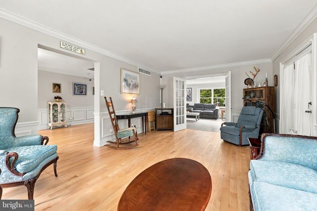 42 FOX HILL DR, Tabernacle, NJ 08088
