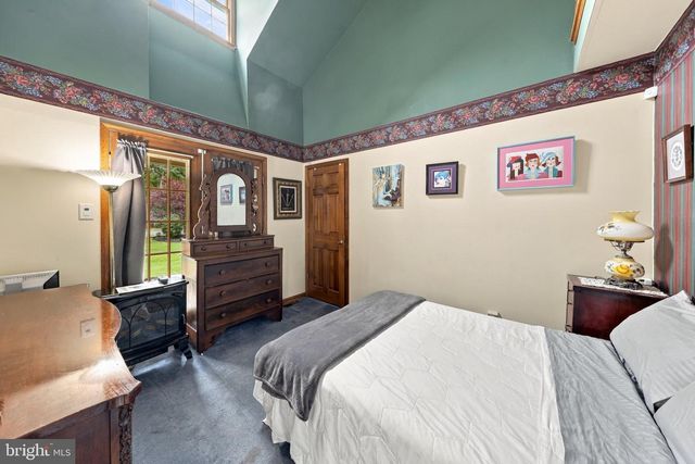 42 FOX HILL DR, Tabernacle, NJ 08088