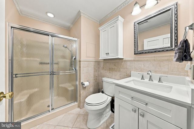 42 FOX HILL DR, Tabernacle, NJ 08088
