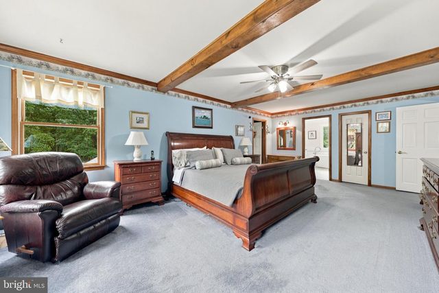 42 FOX HILL DR, Tabernacle, NJ 08088