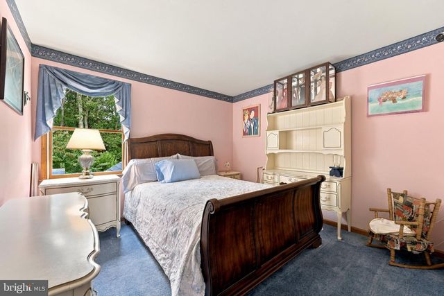 42 FOX HILL DR, Tabernacle, NJ 08088