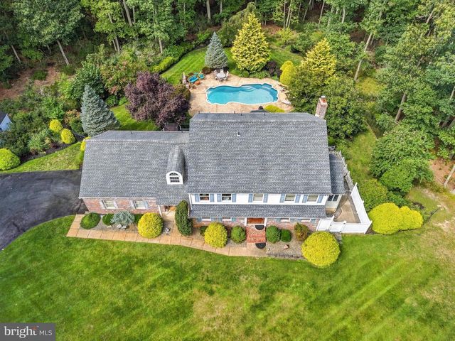 42 FOX HILL DR, Tabernacle, NJ 08088