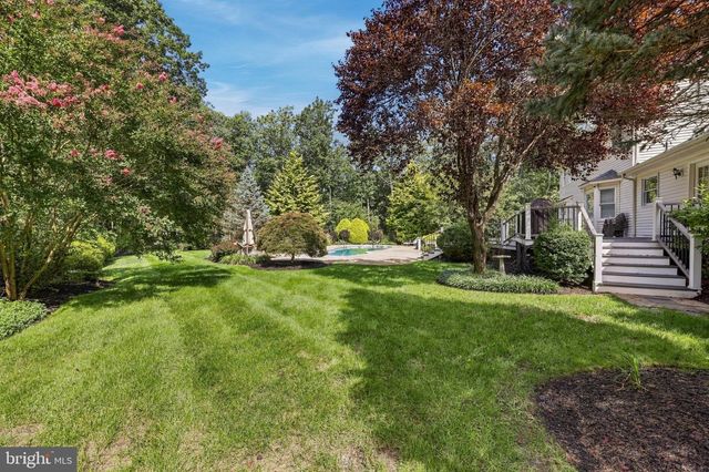 42 FOX HILL DR, Tabernacle, NJ 08088